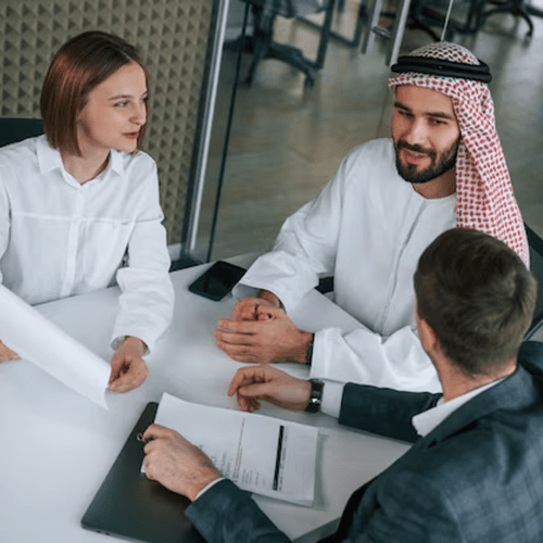 من الإدارة إلى الشراكة